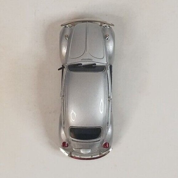 PCT Volkswagon VW Beetle Fusca Diecast 1:43 Vintage Silver Good Condition - Picture 7 of 9
